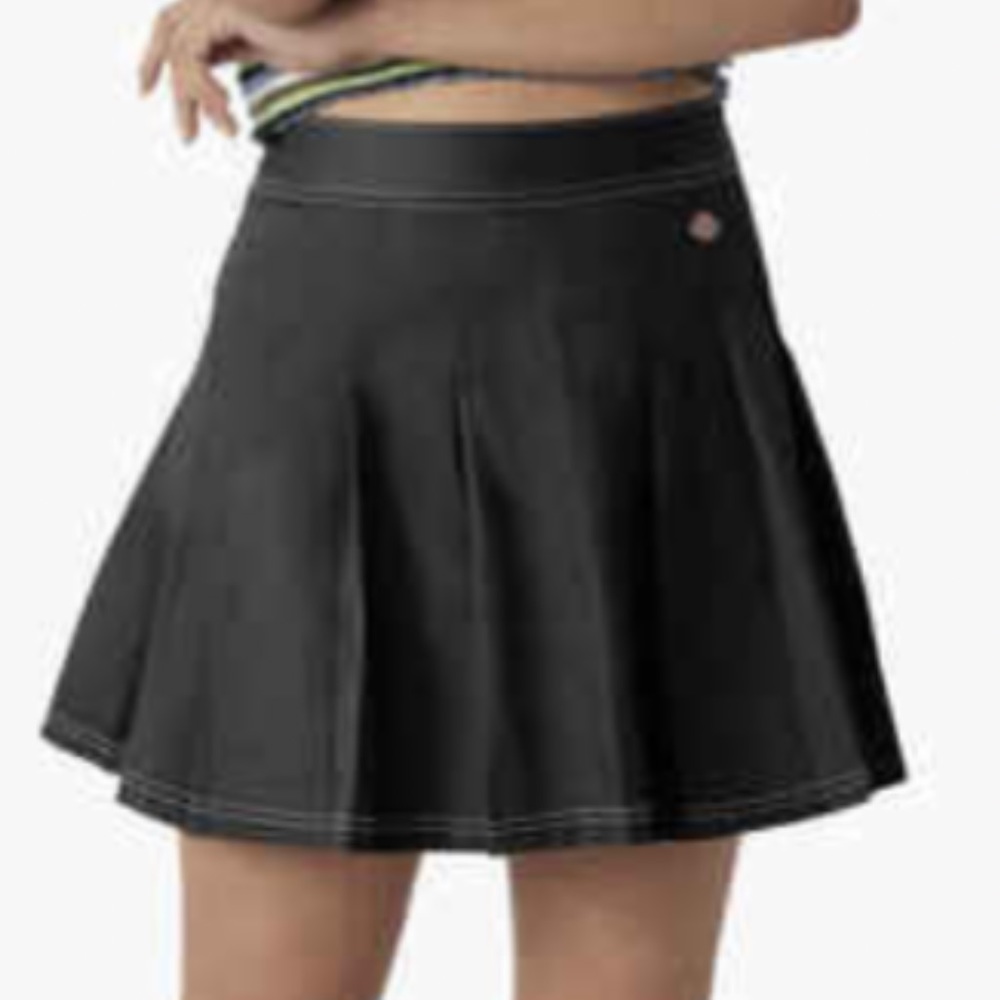 NWT Dickies Pleated Skirt